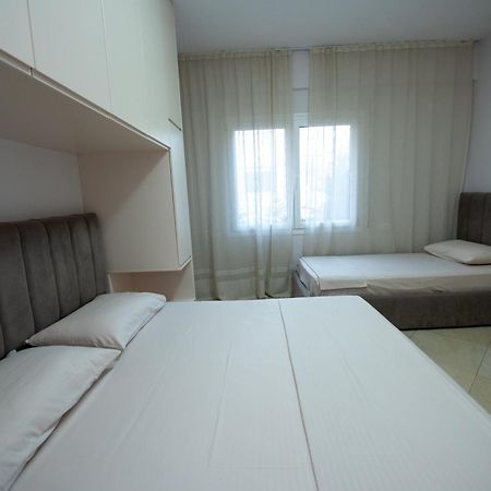 Riviera Apartment Vlora Extérieur photo