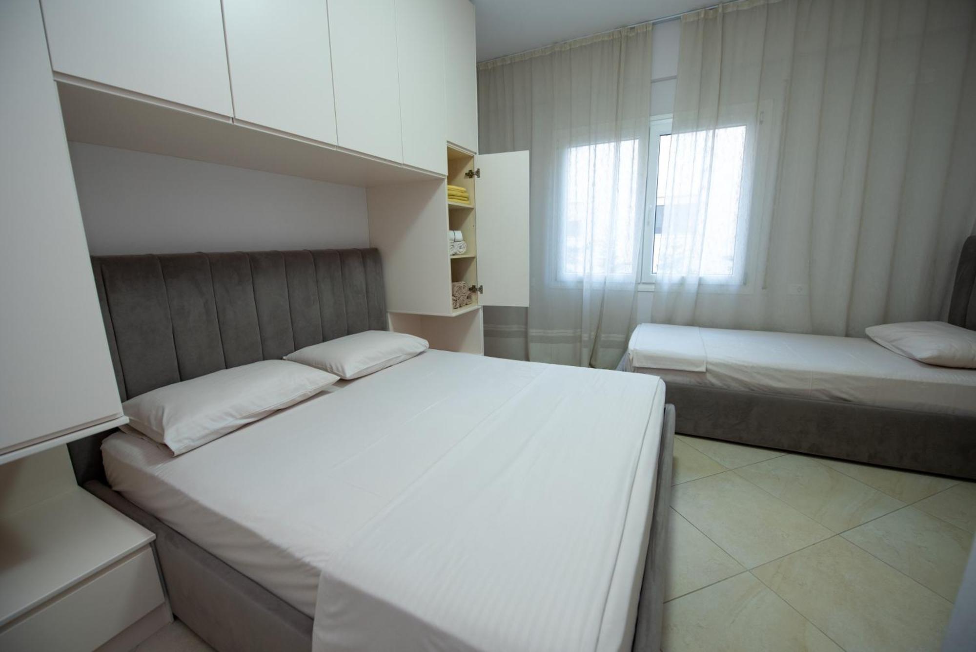Riviera Apartment Vlora Extérieur photo