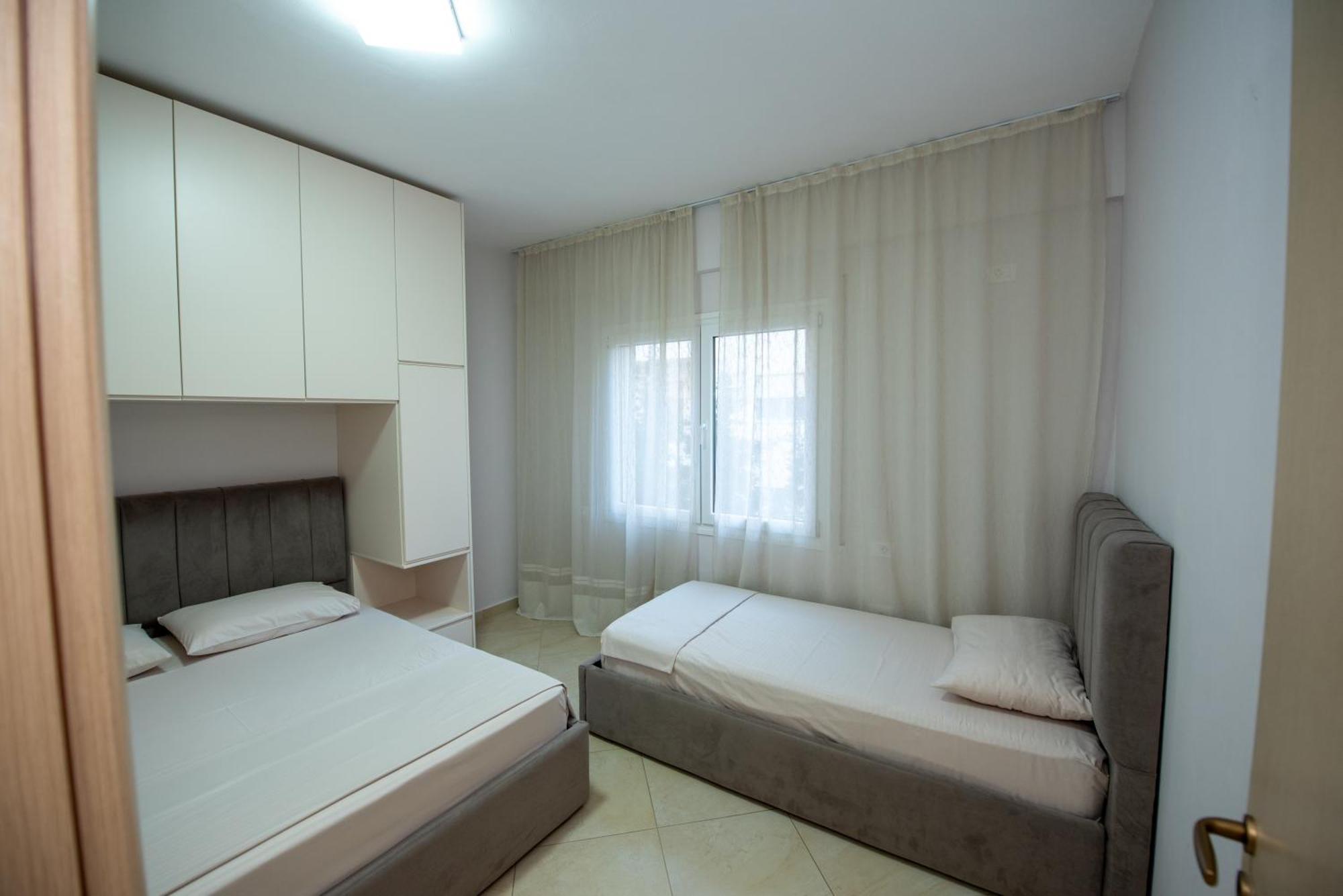 Riviera Apartment Vlora Extérieur photo
