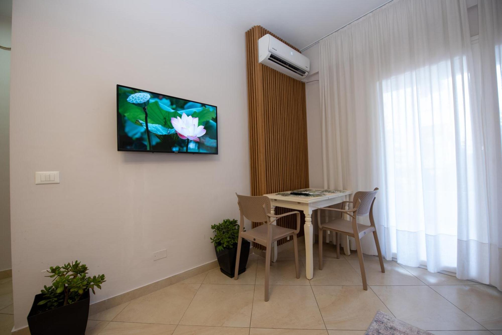 Riviera Apartment Vlora Extérieur photo